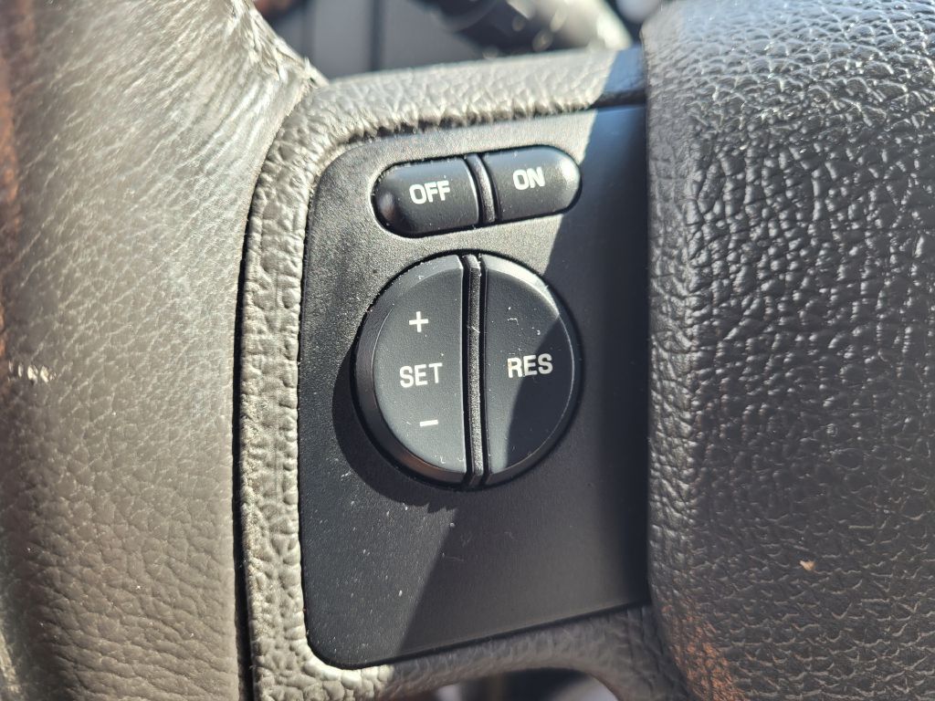 Photo 18 of this FORD EXPLORER