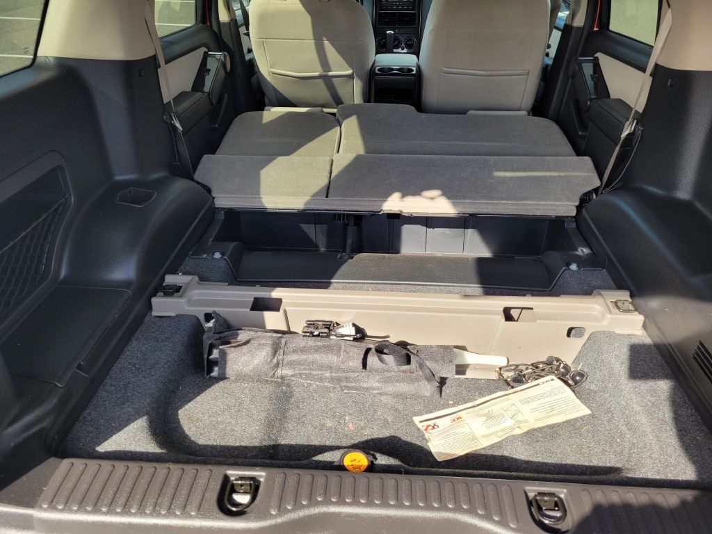 Photo 39 of this FORD EXPLORER