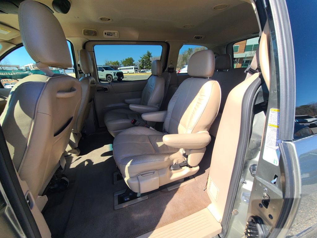 Photo 13 of this FORD WINDSTAR