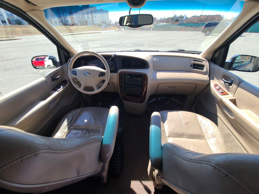Photo 20 of this FORD WINDSTAR