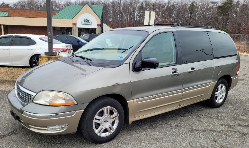 Photo 30 of this FORD WINDSTAR