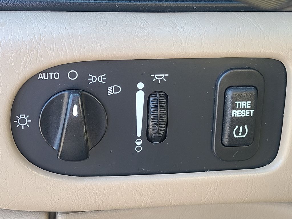 Photo 33 of this FORD WINDSTAR