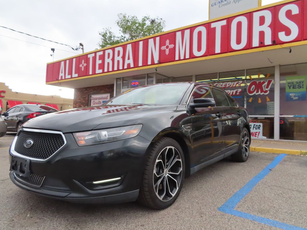 2015 Ford Taurus SHO AWD's photo