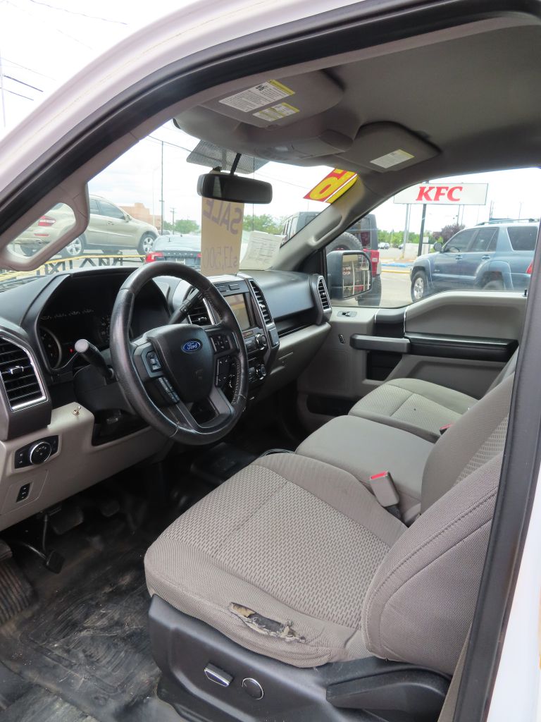 2016 Ford F-150 Platinum - Photo 9
