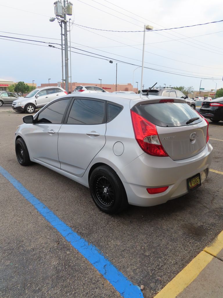 2017 Hyundai Accent SE - Photo 6