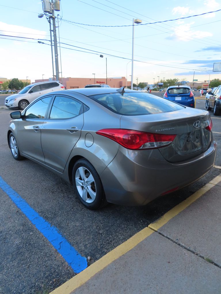 Additional photo of vehicle.
