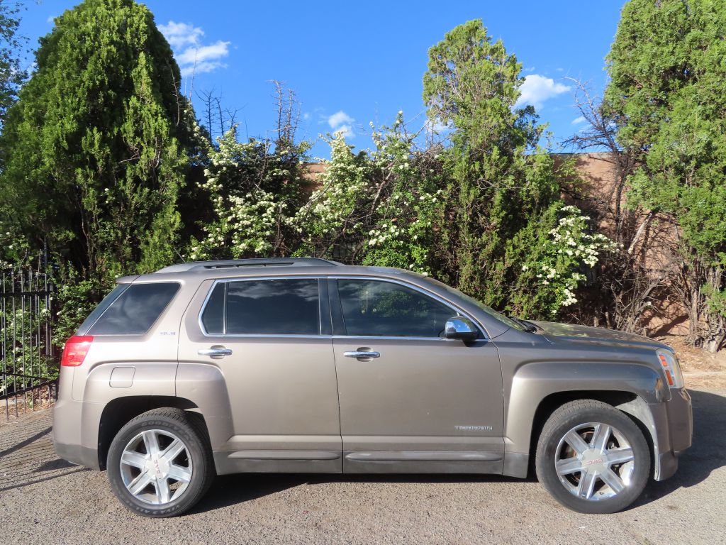 2010 GMC Terrain SLE-2 photo 6