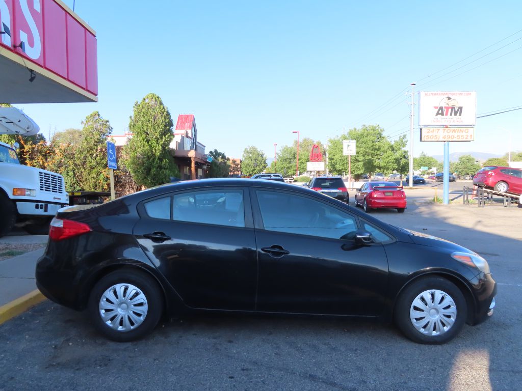 2016 Kia Forte LX photo 4