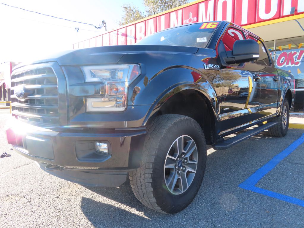 2016 Ford F-150 XLT photo 16