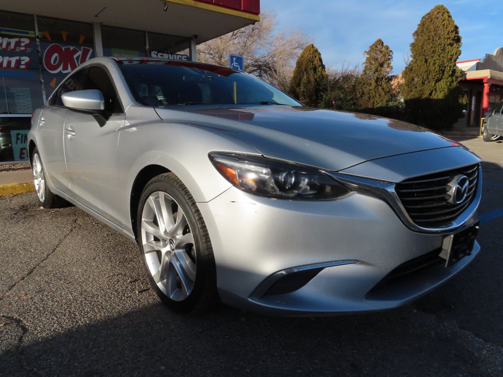 Additional photo of vehicle.