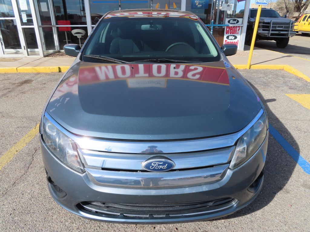 Additional photo of vehicle.