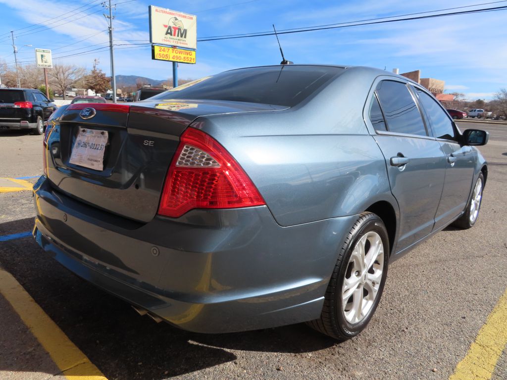 Additional photo of vehicle.