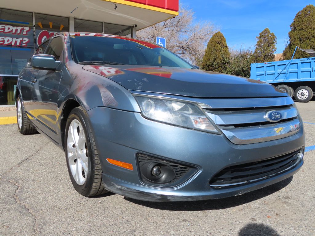 Additional photo of vehicle.