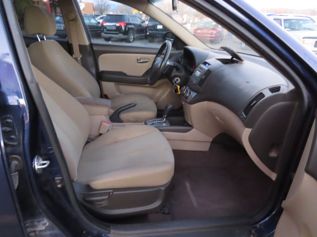 2010 Hyundai Elantra GLS - Photo 13