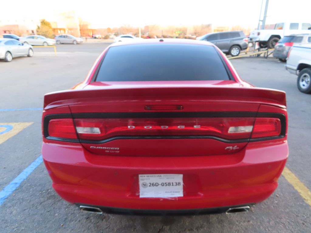 Additional photo of vehicle.