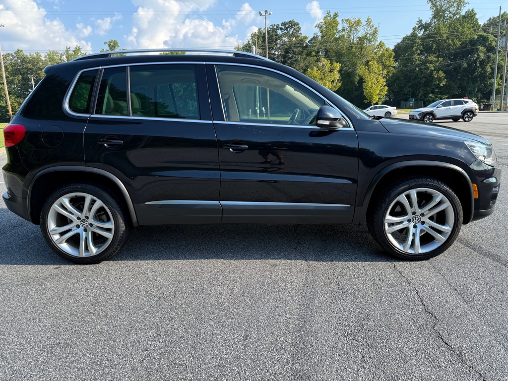 2013 Volkswagen Tiguan #3