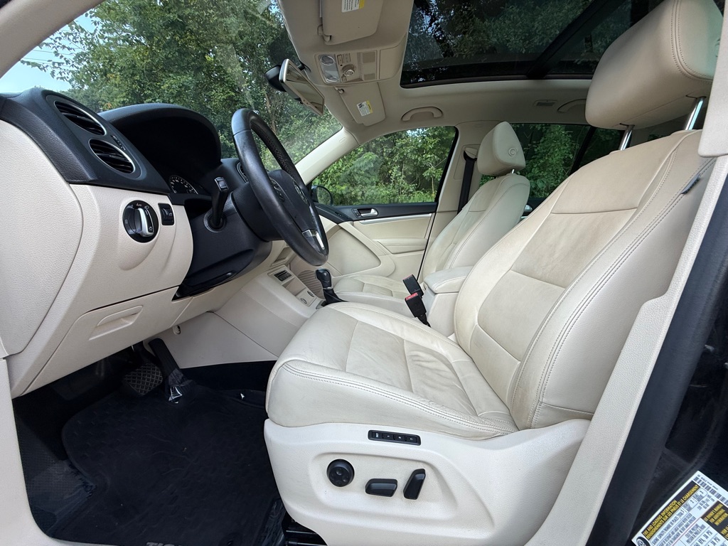 2013 Volkswagen Tiguan #7