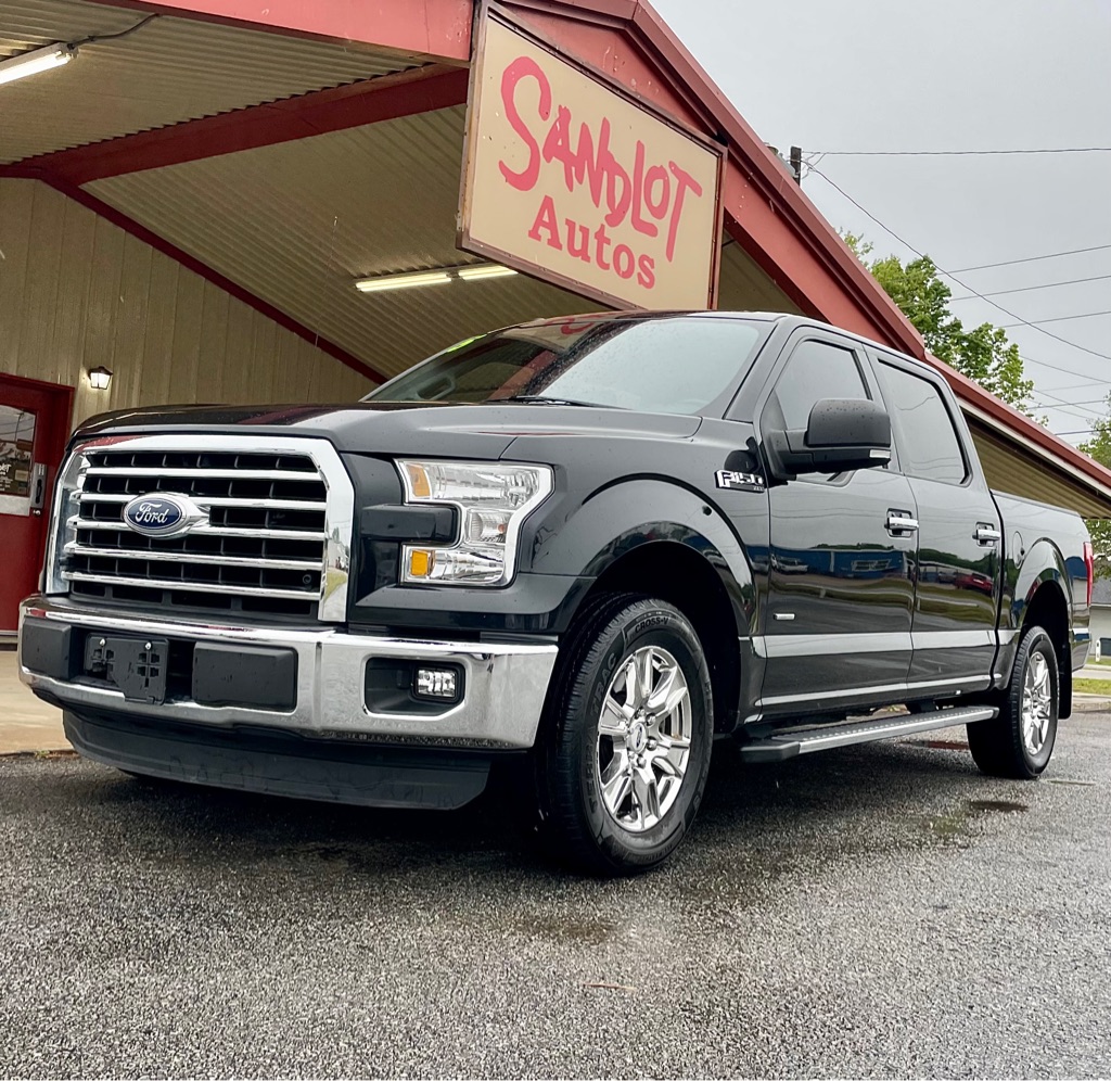 Black 2015 Ford F-150 XLT SuperCrew Pickup Truck 4X2 6-Speed Automatic