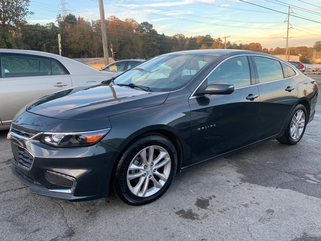 Photo 7 of this CHEVROLET MALIBU