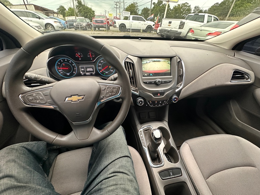 Photo 11 of this CHEVROLET CRUZE