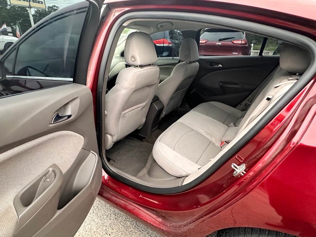 Photo 7 of this CHEVROLET CRUZE