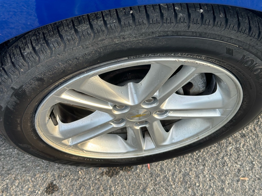 Photo 15 of this CHEVROLET CRUZE