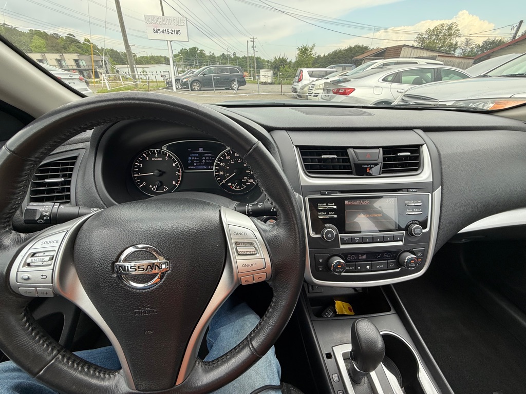 Photo 15 of this NISSAN ALTIMA