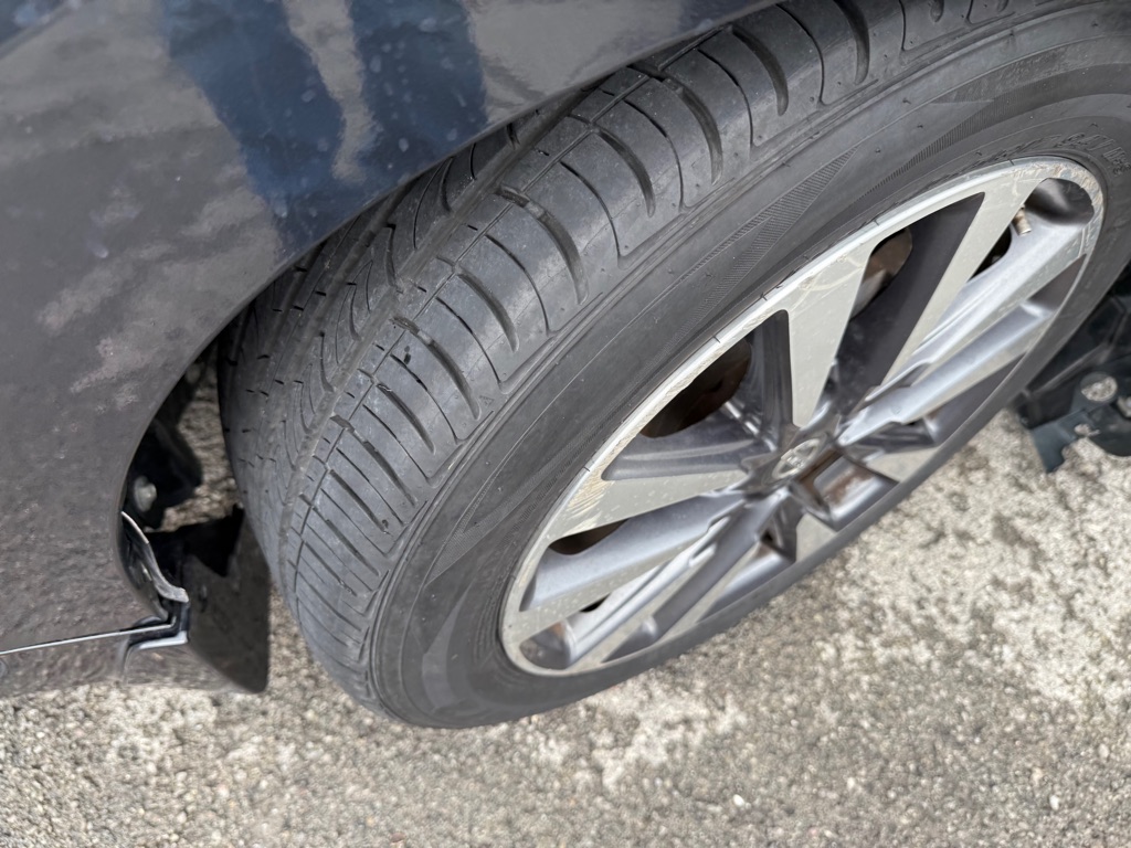 Photo 8 of this NISSAN ALTIMA