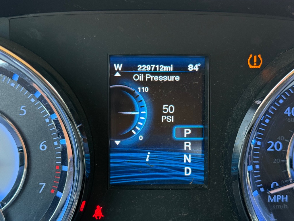 Photo 13 of this CHRYSLER 300
