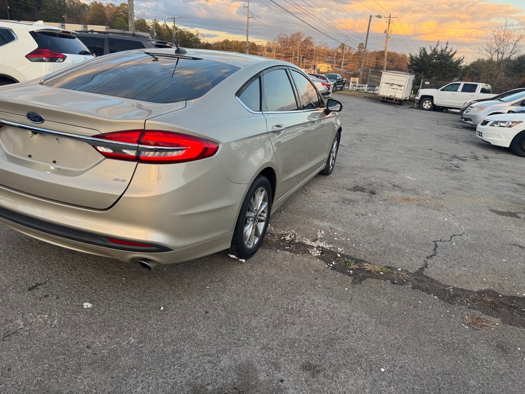 Photo 6 of this FORD FUSION