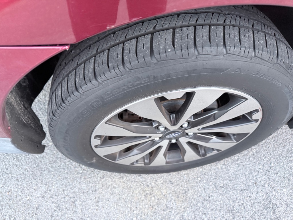 Photo 21 of this SUBARU OUTBACK