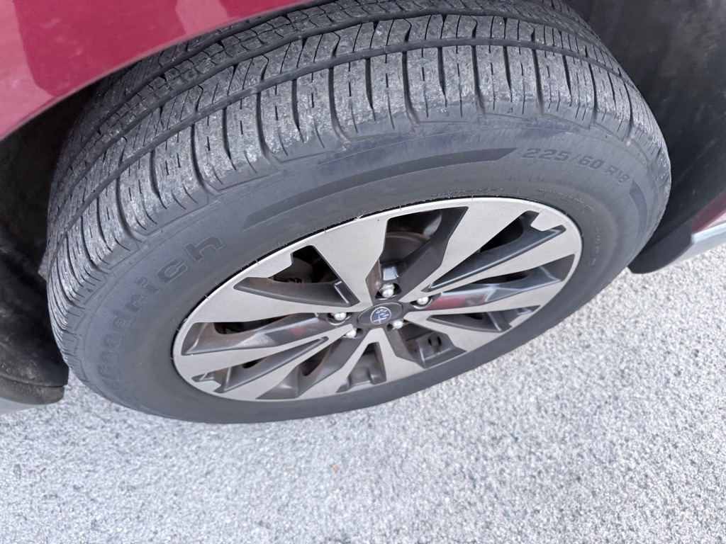 Photo 22 of this SUBARU OUTBACK
