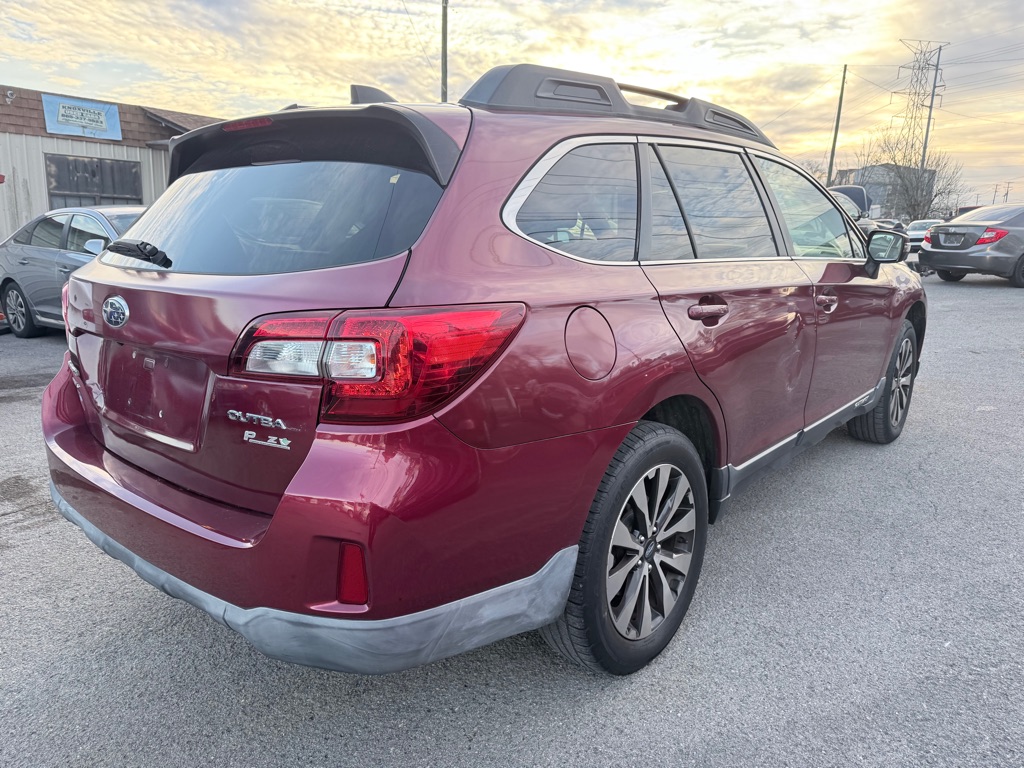 Photo 3 of this SUBARU OUTBACK