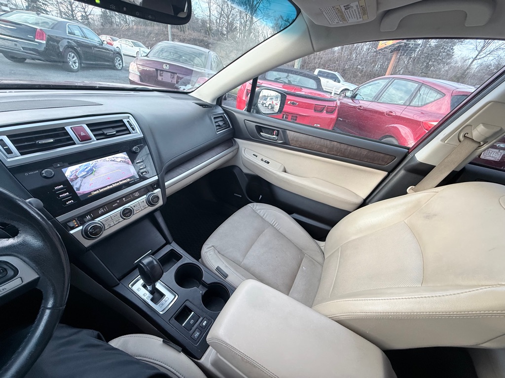 Photo 18 of this SUBARU OUTBACK