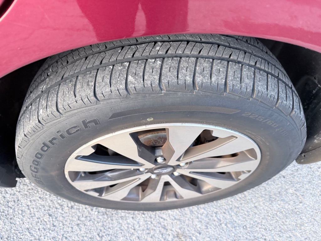 Photo 20 of this SUBARU OUTBACK