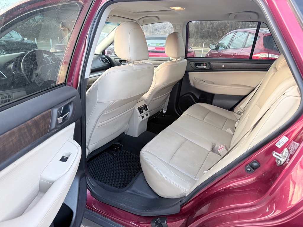 Photo 8 of this SUBARU OUTBACK