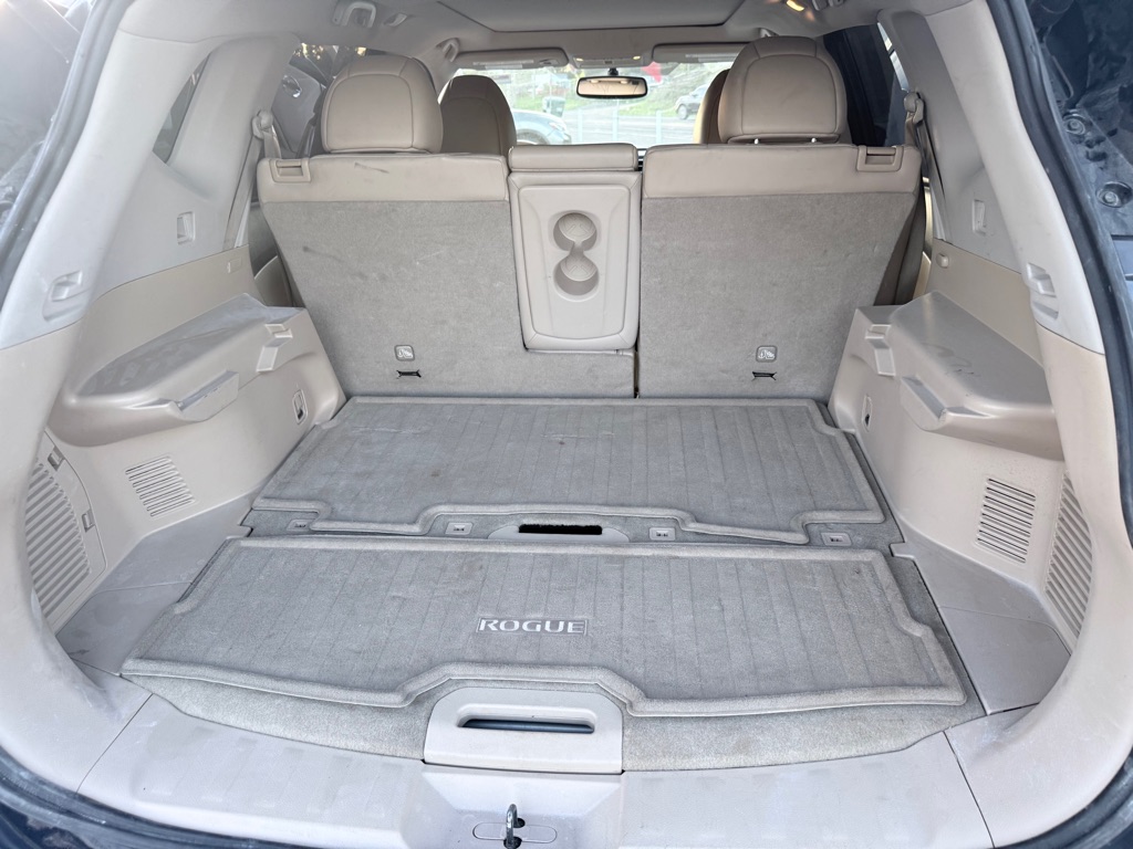 Photo 7 of this NISSAN ROGUE
