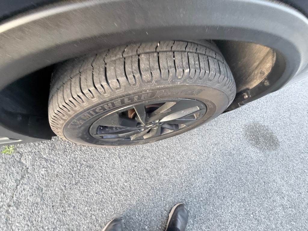 Photo 16 of this NISSAN ROGUE