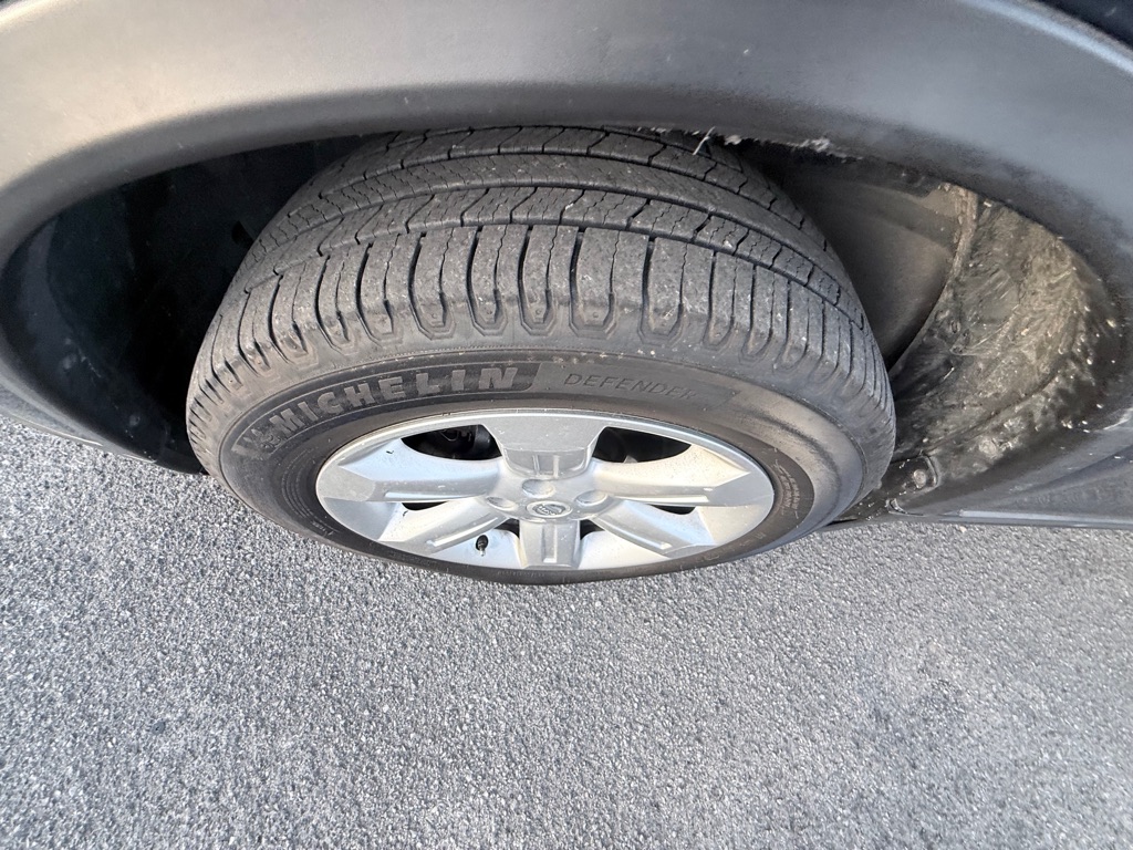 Photo 12 of this NISSAN ROGUE