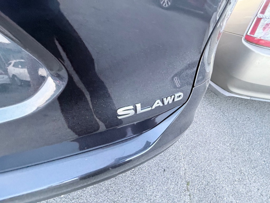 Photo 17 of this NISSAN ROGUE