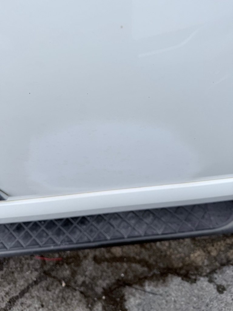 Photo 11 of this NISSAN TITAN