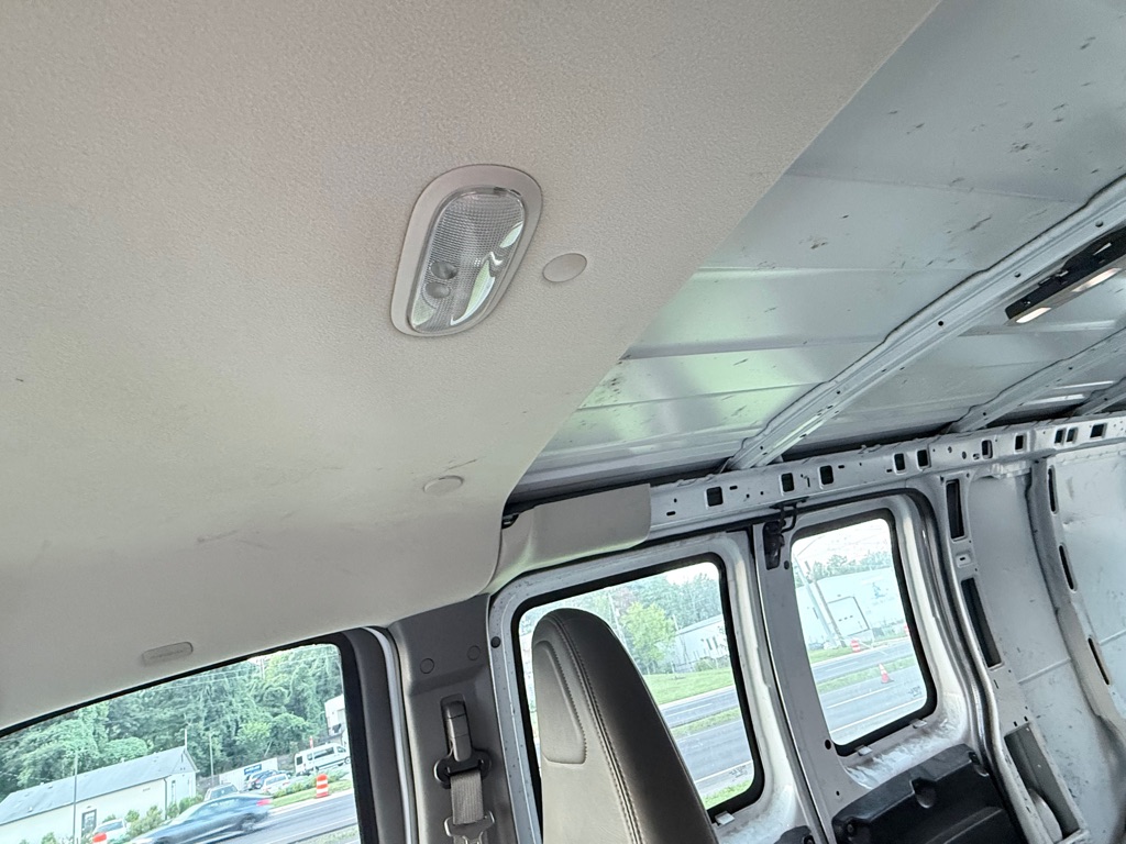 Photo 15 of this CHEVROLET EXPRESS G3500