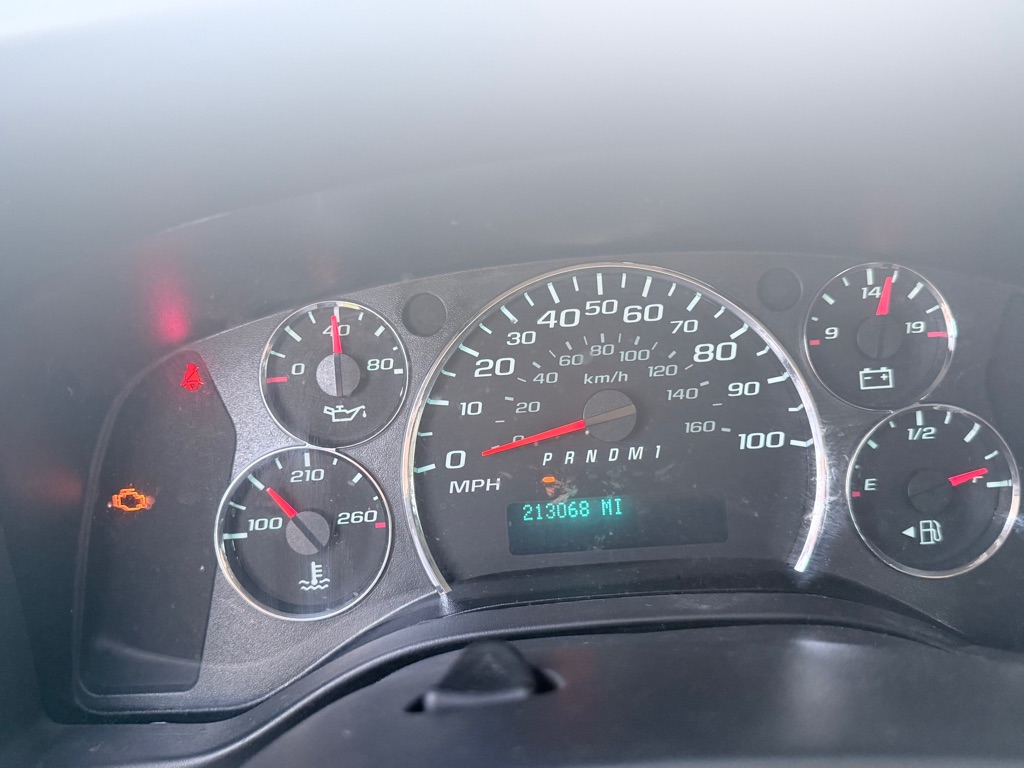 Photo 13 of this CHEVROLET EXPRESS G3500