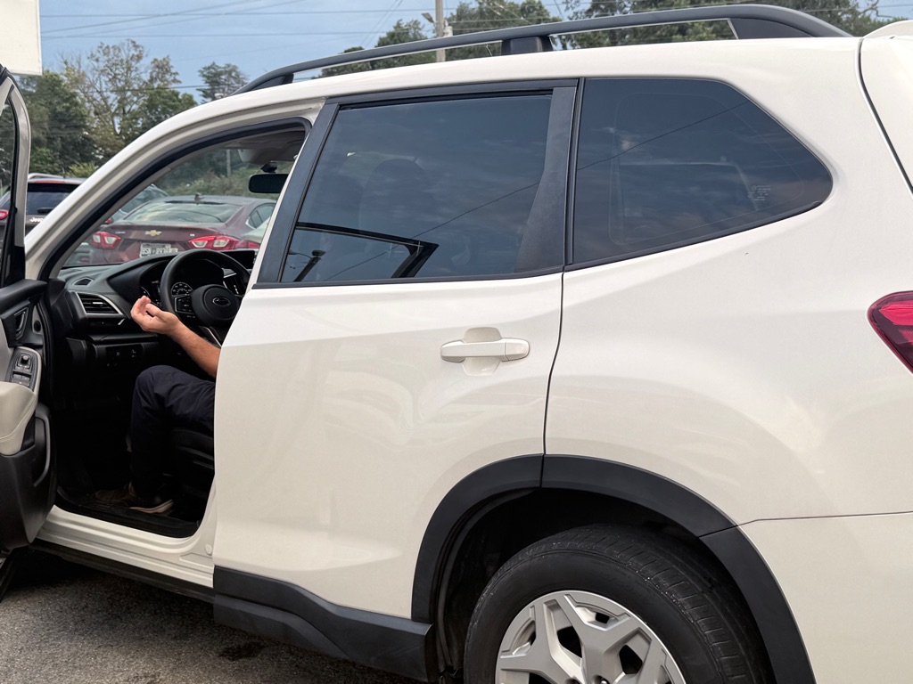 Photo 17 of this SUBARU FORESTER