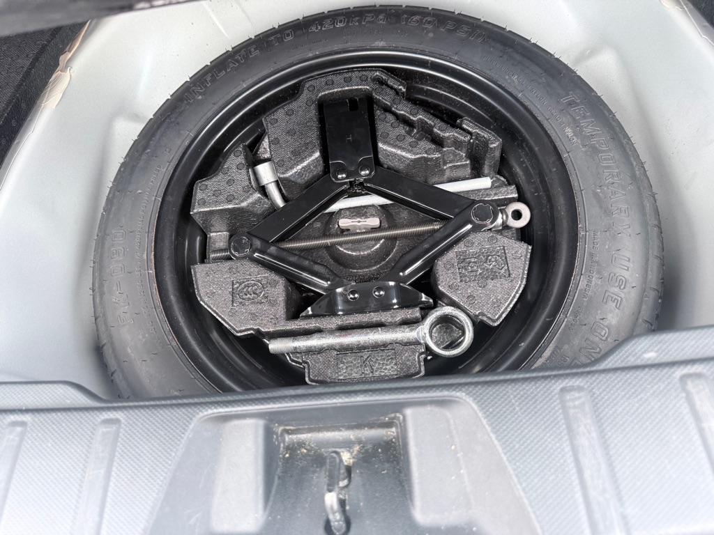 Photo 10 of this SUBARU FORESTER