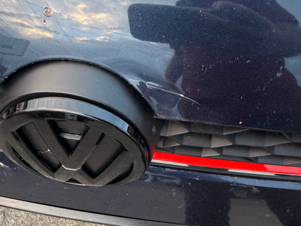 Photo 9 of this VOLKSWAGEN GTI