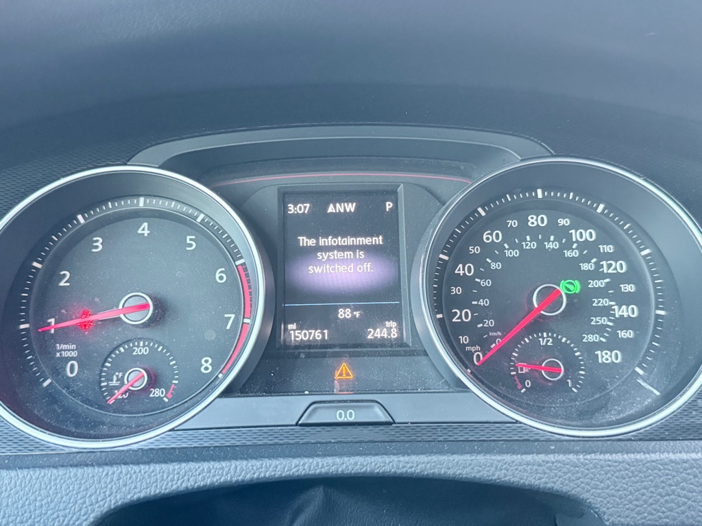 Photo 14 of this VOLKSWAGEN GTI