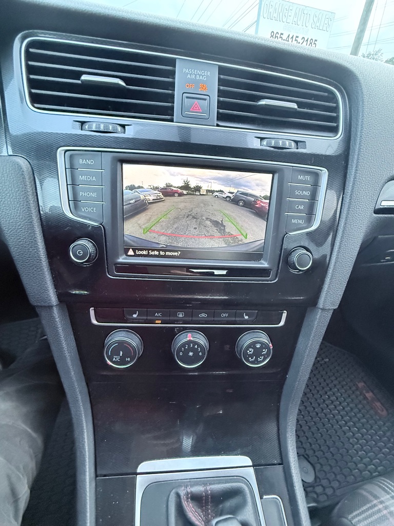 Photo 15 of this VOLKSWAGEN GTI