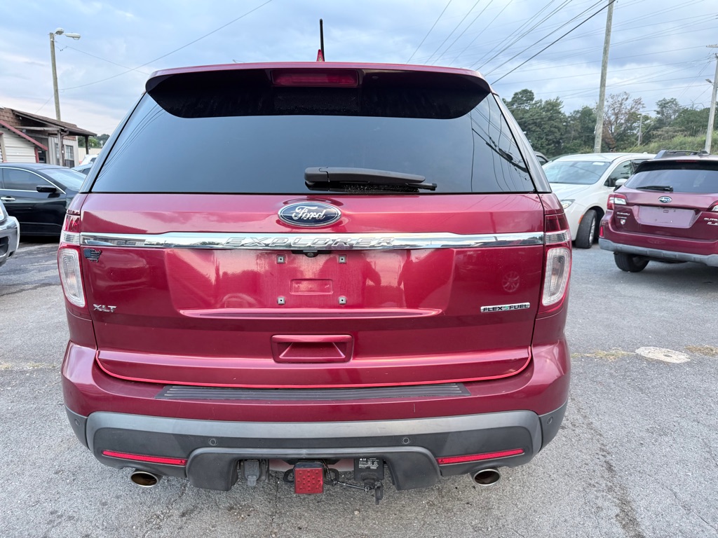 Photo 4 of this FORD EXPLORER