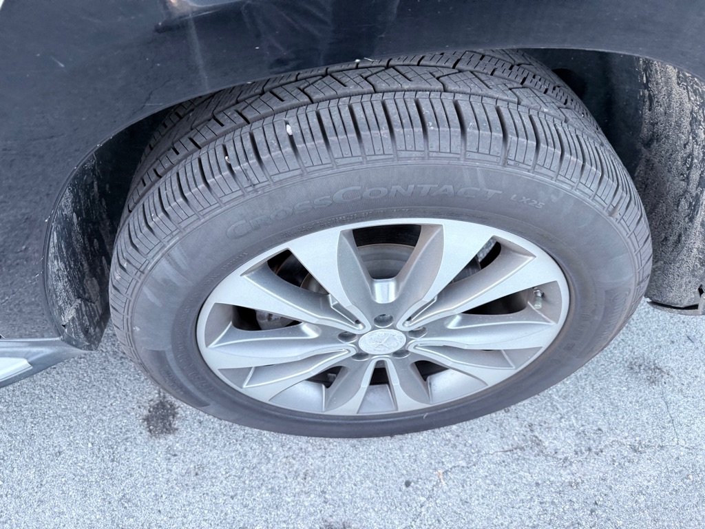 Photo 19 of this MERCEDES-BENZ GL